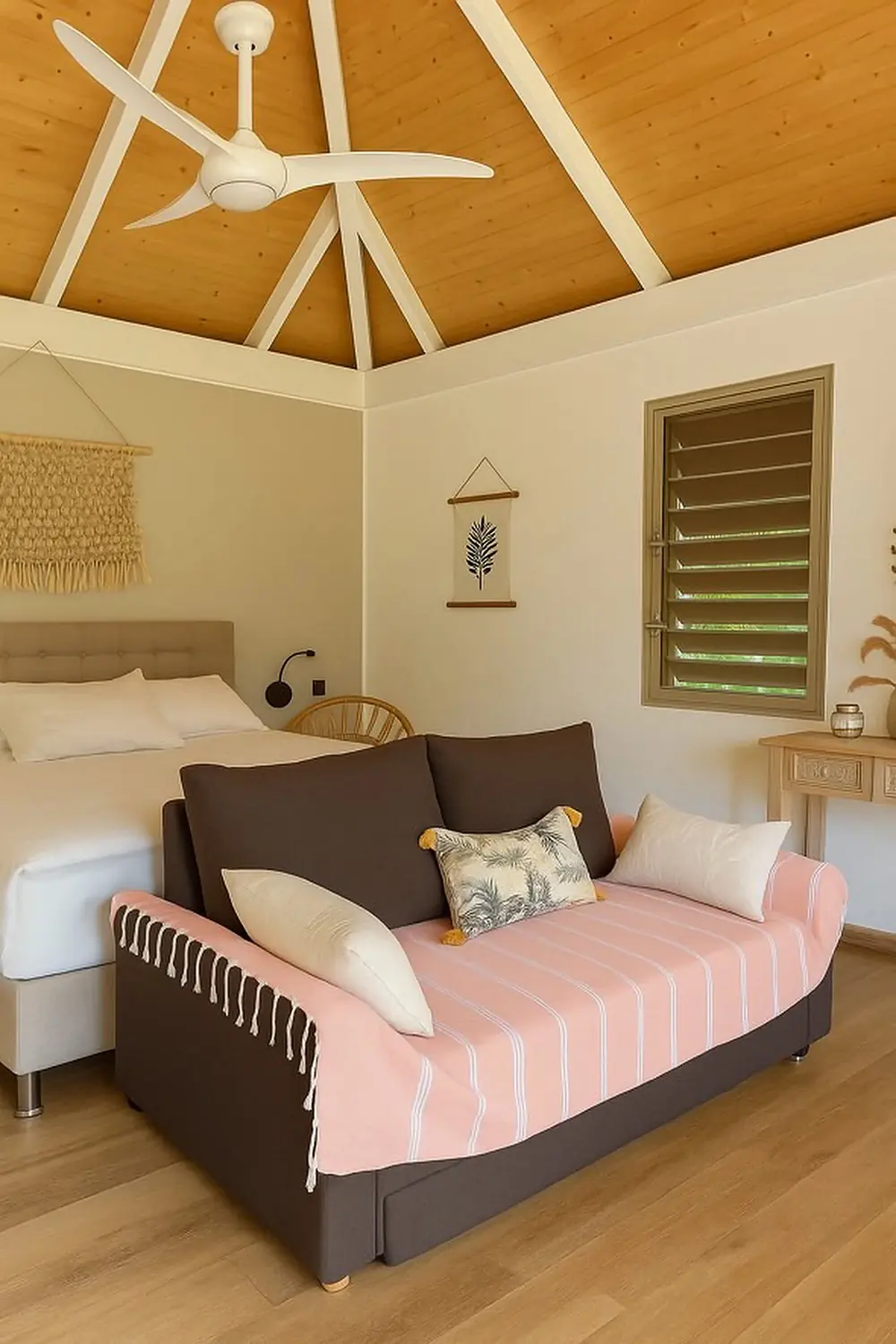 La chambre et son lit double